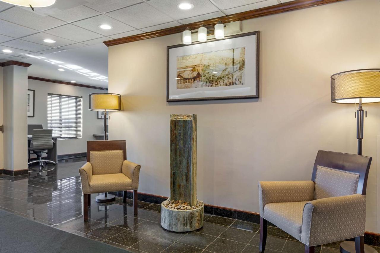 Best Western Plus South Hill Inn Esterno foto