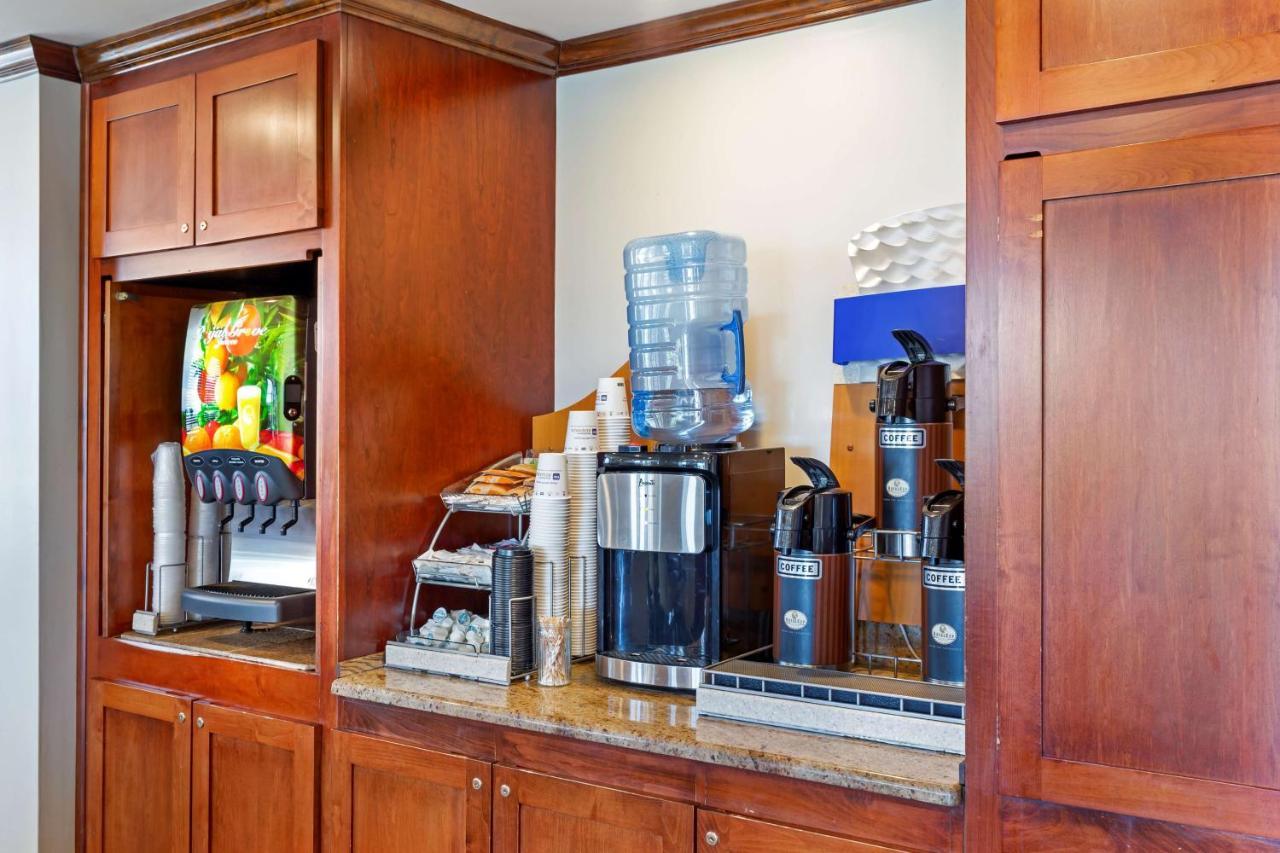 Best Western Plus South Hill Inn Esterno foto