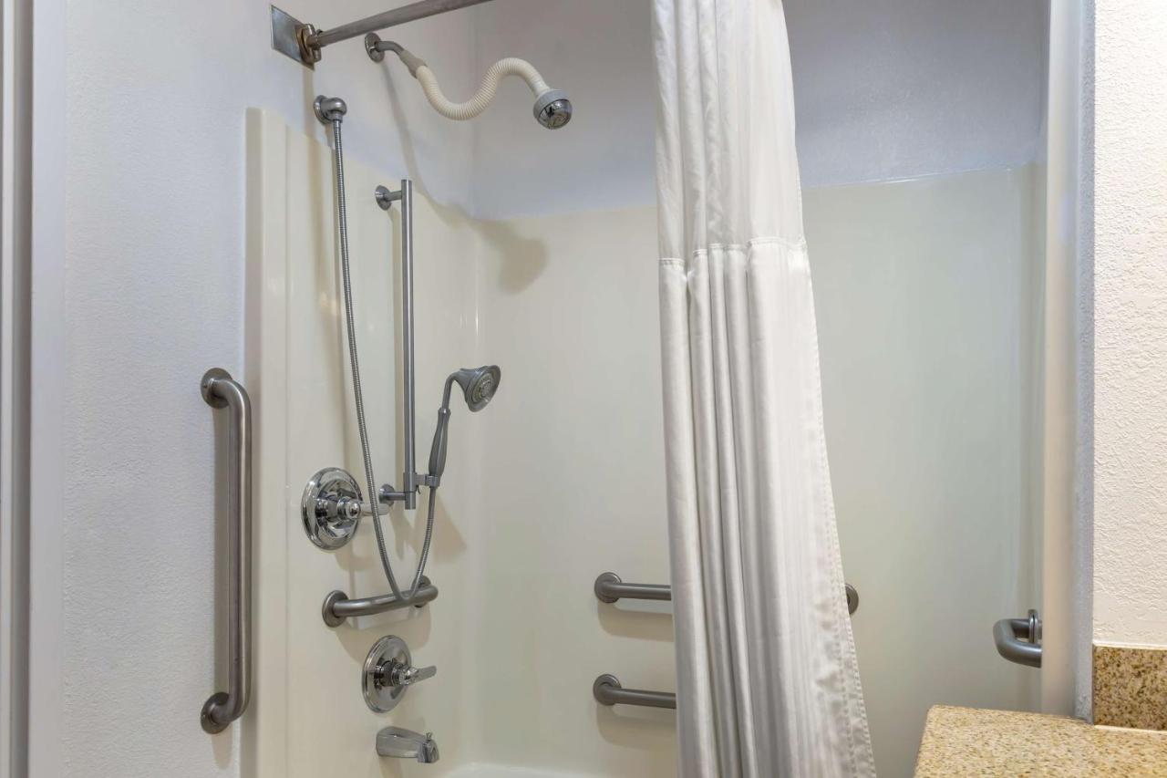Best Western Plus South Hill Inn Esterno foto