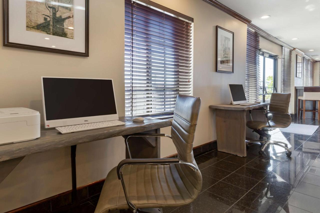 Best Western Plus South Hill Inn Esterno foto