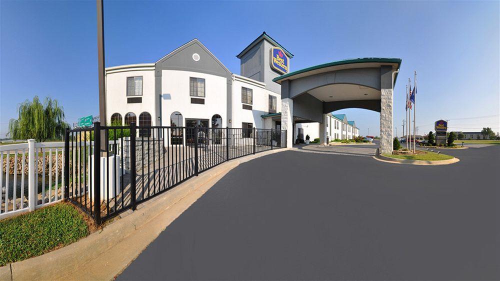 Best Western Plus South Hill Inn Esterno foto