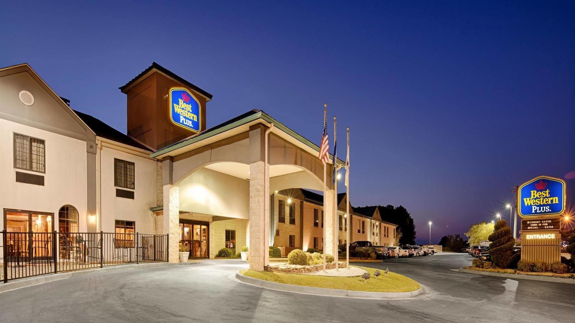 Best Western Plus South Hill Inn Esterno foto