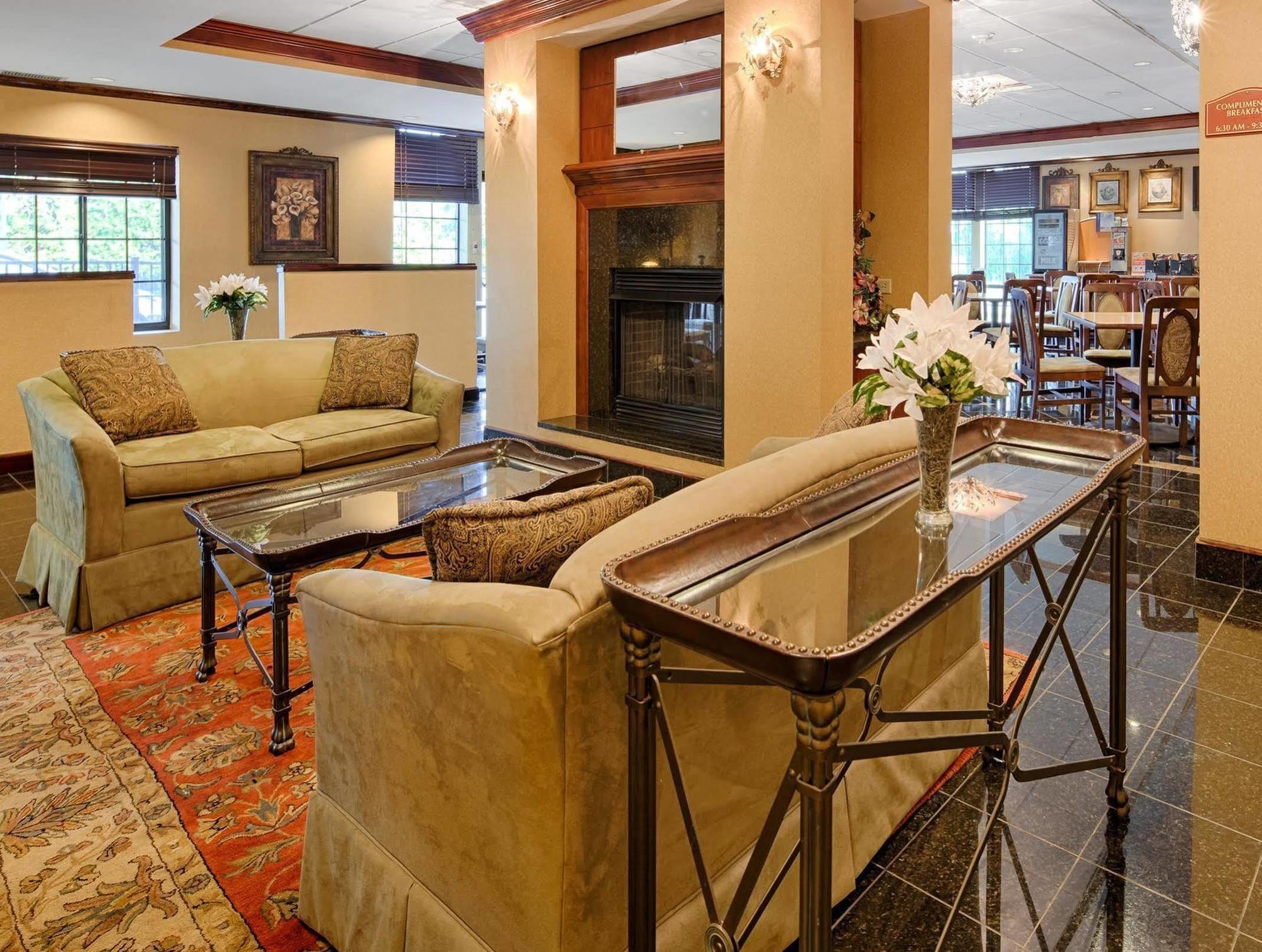 Best Western Plus South Hill Inn Esterno foto
