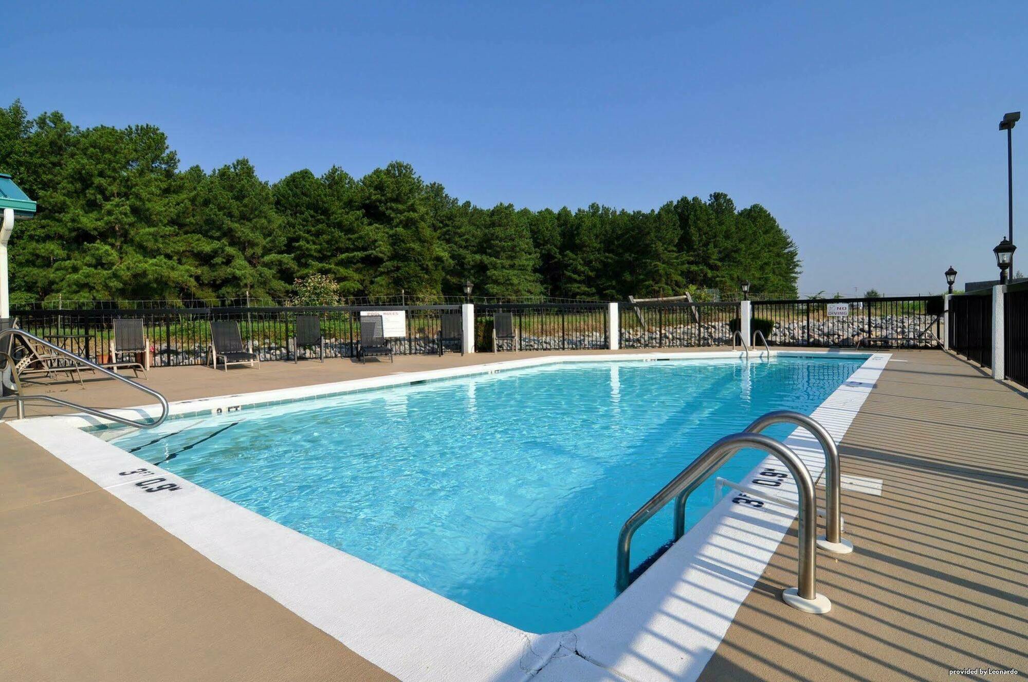 Best Western Plus South Hill Inn Esterno foto