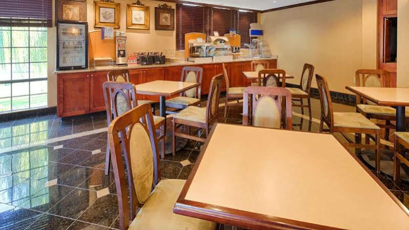 Best Western Plus South Hill Inn Esterno foto